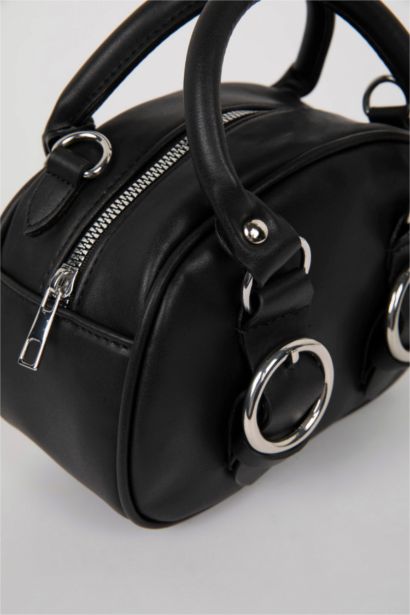 Woman Faux Leather Shoulder Bag
