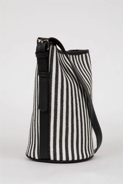 جنطة كتف نسائي