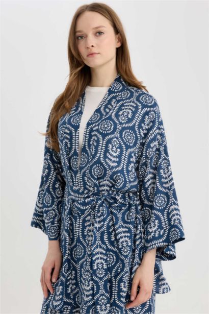 Kimono à motifs avec ceinture Coupe décontractée