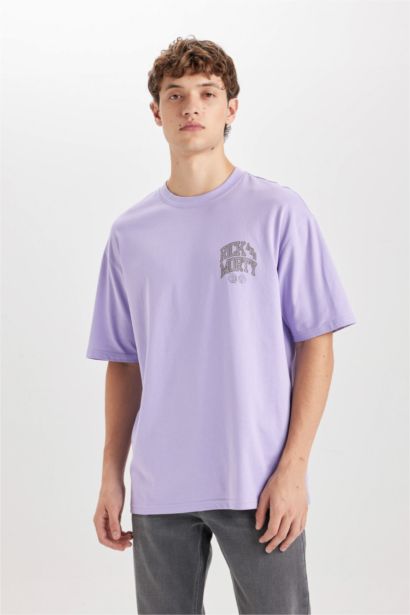 Boxy Fit Rick and Morty Licensed Crew Neck Printed Short Sleeve T-Shirt