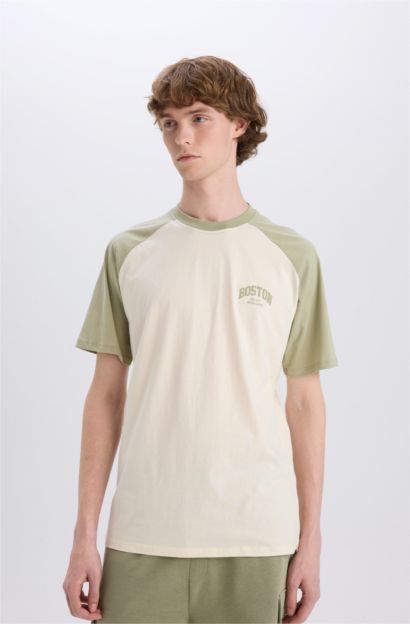 Boxy Fit Crew Neck Printed Short Sleeve T-Shirt