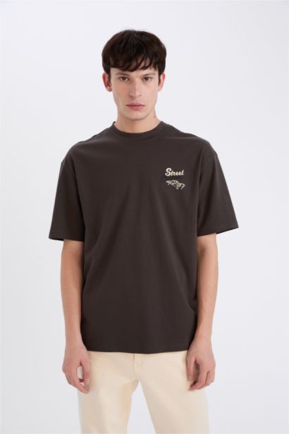 %100 Pamuk Boxy Fit Bisiklet Yaka Sırt Baskılı Kısa Kollu Tişört