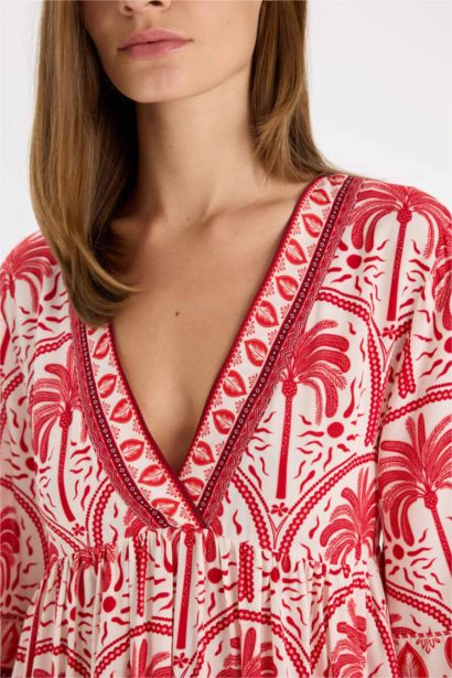 فستان بحر قصة عادية