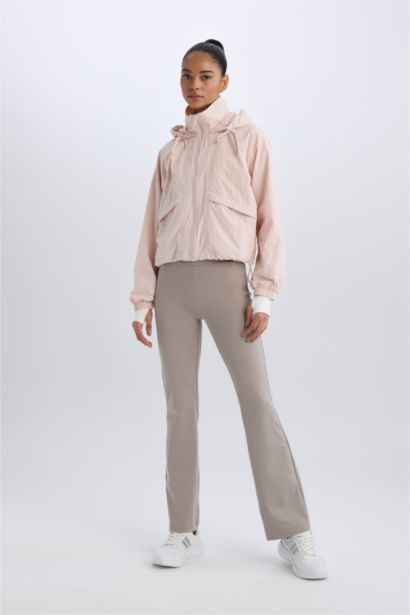 Jacket à capuche imperméable léger et fermeture zip