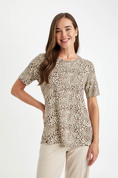Regular Fit Crew Neck Leopard T-Shirt