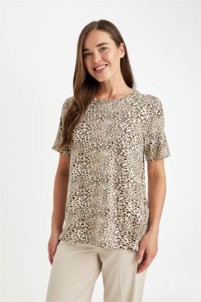 Regular Fit Crew Neck Leopard T-Shirt
