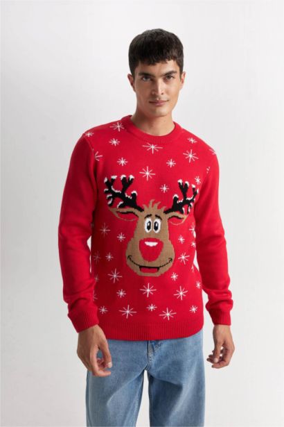 Red Standard Fit Crew Neck New Year Themed Knitwear Pullover