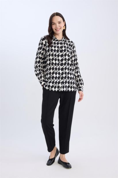 بنطلون بيزك كاروت فيت بجيب ورجل ضيقة