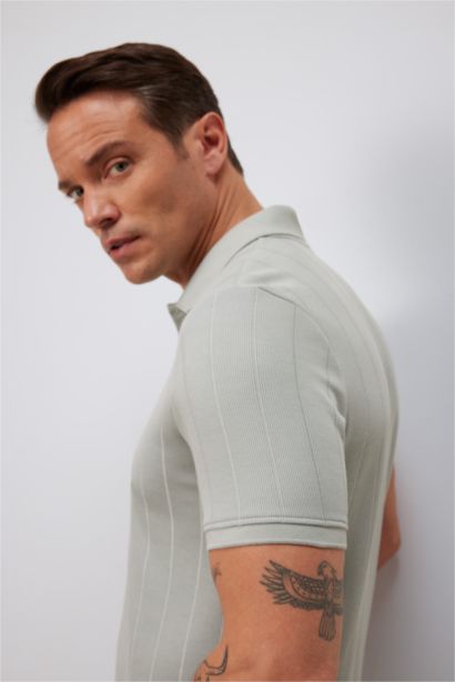 New Regular Fit Polo Collar Polo T-Shirt