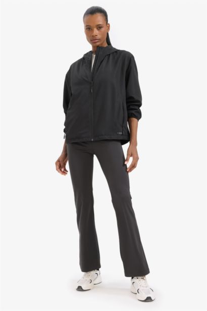 Su İtici Rüzgar Geçirmez Regular Fit Fermuarlı Cepli Esnek Dokulu Mevsimlik Baharlık Mont