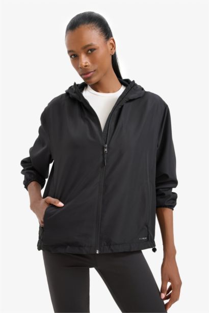 Su İtici Rüzgar Geçirmez Regular Fit Fermuarlı Cepli Esnek Dokulu Mevsimlik Baharlık Mont