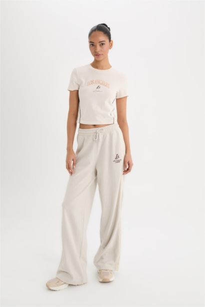 تيشيرت نص كم برقبة مستديرة من لوس أنجلوس ليكرز