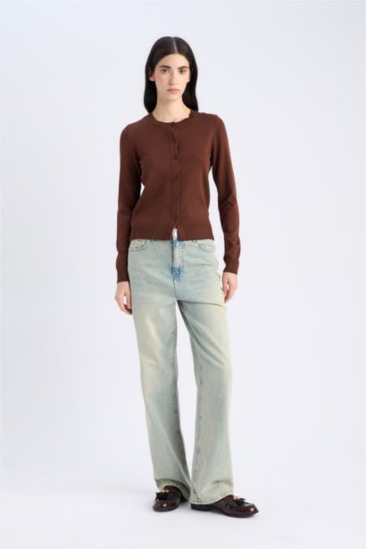 Regular Fit Crew Neck Basic Knit Cardigan