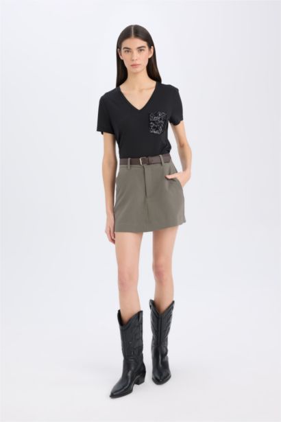 Relax Fit V-Neck Short Sleeve T-Shirt