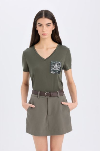 Relax Fit V-Neck Short Sleeve T-Shirt