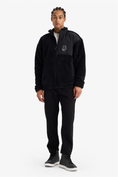 Standard Fit Pocketed Sports Joggers