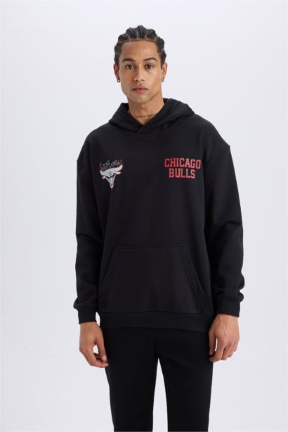 NBA Chicago Bulls Boxy Fit Kapüşonlu Sırt Baskıllı Kalın Sweatshirt
