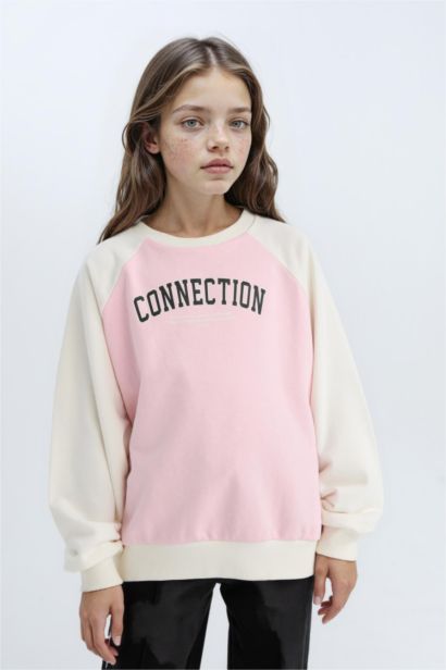 Girl Relax Fit Crew Neck Text Printed Sweatshirt
