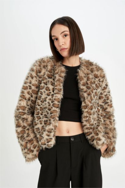 Regular Fit Leopar Desenli Kısa Suni Kürk Ceket Mont