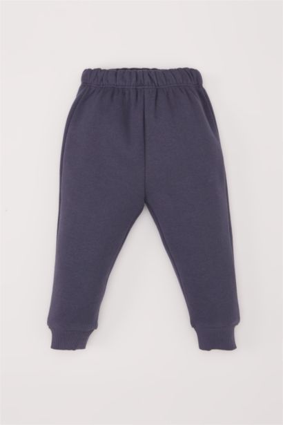 طقم بيبي اولادي سويت شيرت وسويت بانتس بطبعة شعار قصة عادية - قطعتين