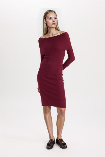 Платье с длинными рукавами Fitted с открытыми плечами