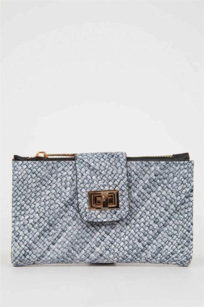 Woman Faux Leather Wallets