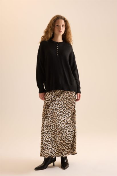 Straight Fit Normal Bel Leopar Desenli Saten Maxi Etek
