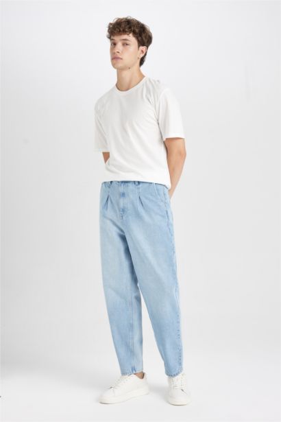 Balloon Fit Wide Leg Jeans