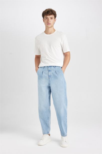 Balloon Fit Wide Leg Jeans