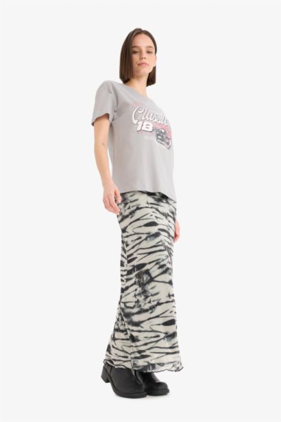 A Cut Patterned High Waist Cotton Lining Tulle Maxi Skirt