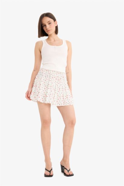 Mini Jupe fleurie taille normale en viscose froissée