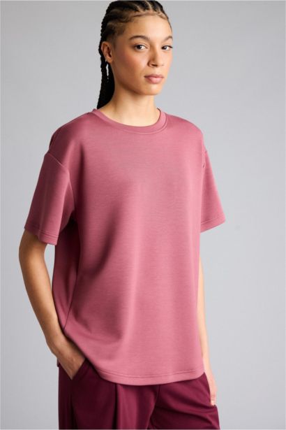 تيشيرت رياضي نص كم اوفر سايز برقبة مستديرة