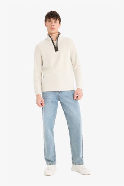 Regular Fit Dik Yaka Yarım Fermuarlı Basic Düz Sweatshirt