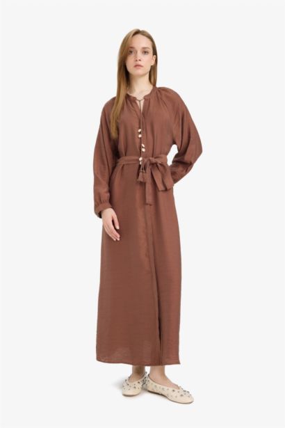 فستان طويل ردن طويل قصة مريحة بياخة عالية