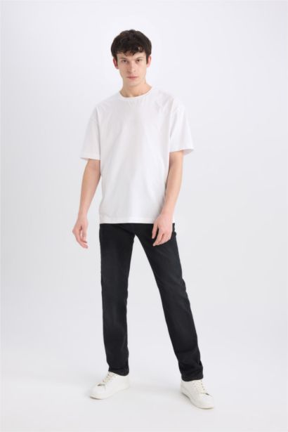 Sergio Regular Fit Regular Waist Straight Leg Jeans