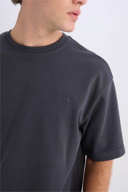 T-shirt à col rond et coupe boxy