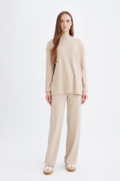 بلوزة طويلة مضلعة قصة مريحة بياخة مستديرة ببطانة ناعمة