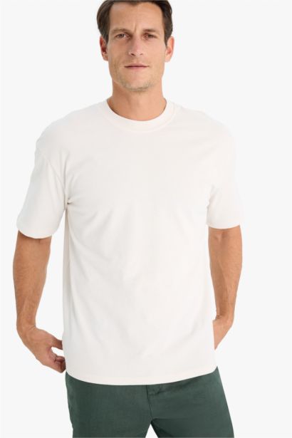 Boxy Fit Crew Neck Basic T-shirt