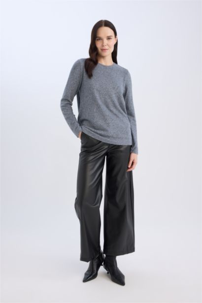 T-Shirt basique à Manches Longues à Coupe Régulière et Col Rond