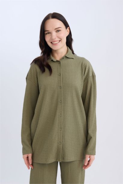 Relaxed Fit Uzun kollu Kırışık Dokulu Gömlek