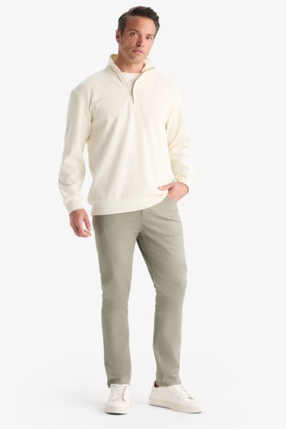 Comfort Fit Long Sleeve Sweatshirt