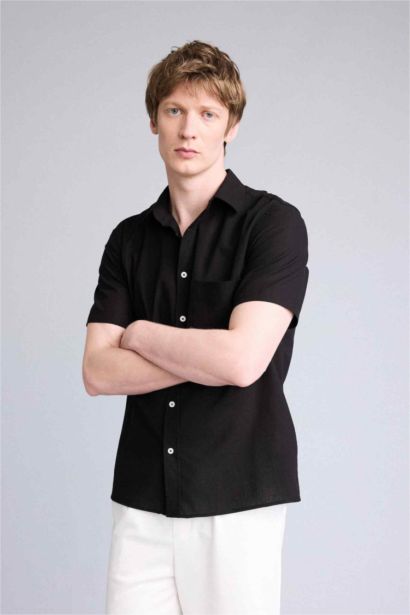 Man Short Sleeve Shirt