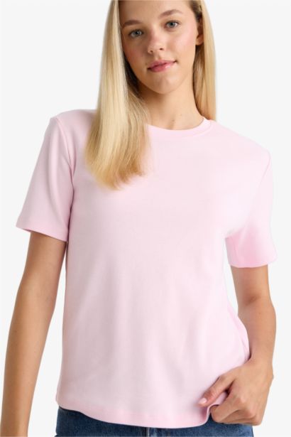 تيشيرت نص ردن بياخة مستديرة وقصة عادية