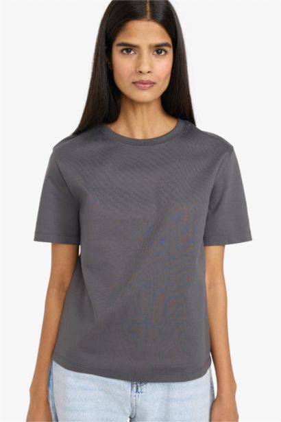 Regular Fit Crew Neck Short Sleeve T-Shirt