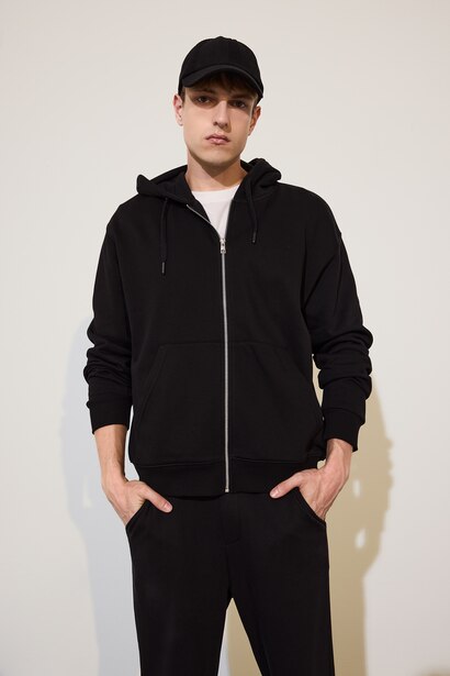 Relax Fit Cardigan