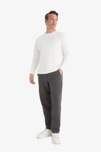 Regular Fit Regular Hem With Pockets Trousers