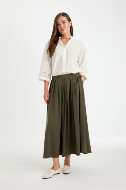 A Cut Basic Belmando Maxi Skirt