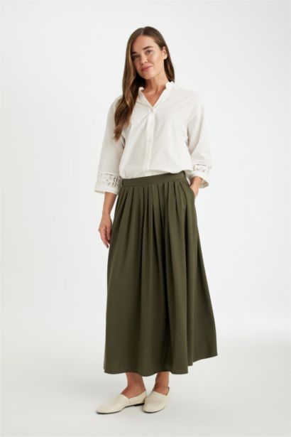 A Cut Basic Belmando Maxi Skirt