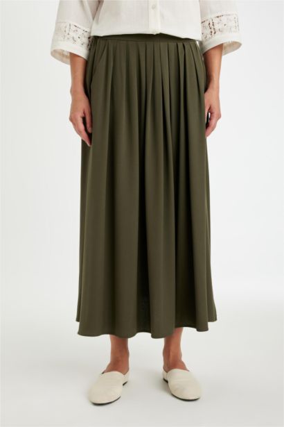 A Cut Basic Belmando Maxi Skirt
