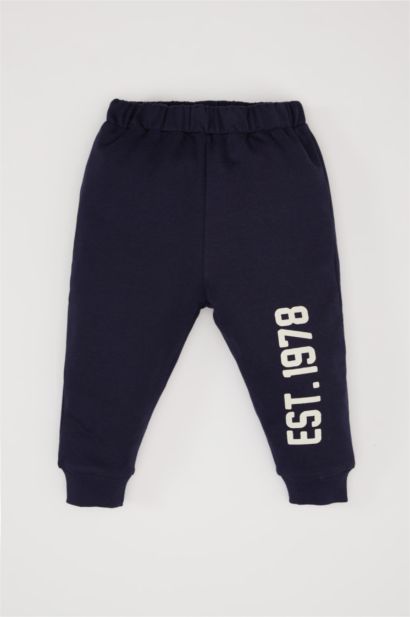 طقم سويت شيرت أولاد مطبوع و سروال رياضي